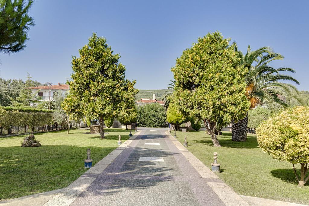 Villa Nefeli Akti Salonikiou B Agios Nikolaos  Exterior photo